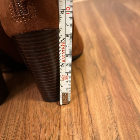 Ana peep toe suede boots size 6.5 - Picture 6 of 8